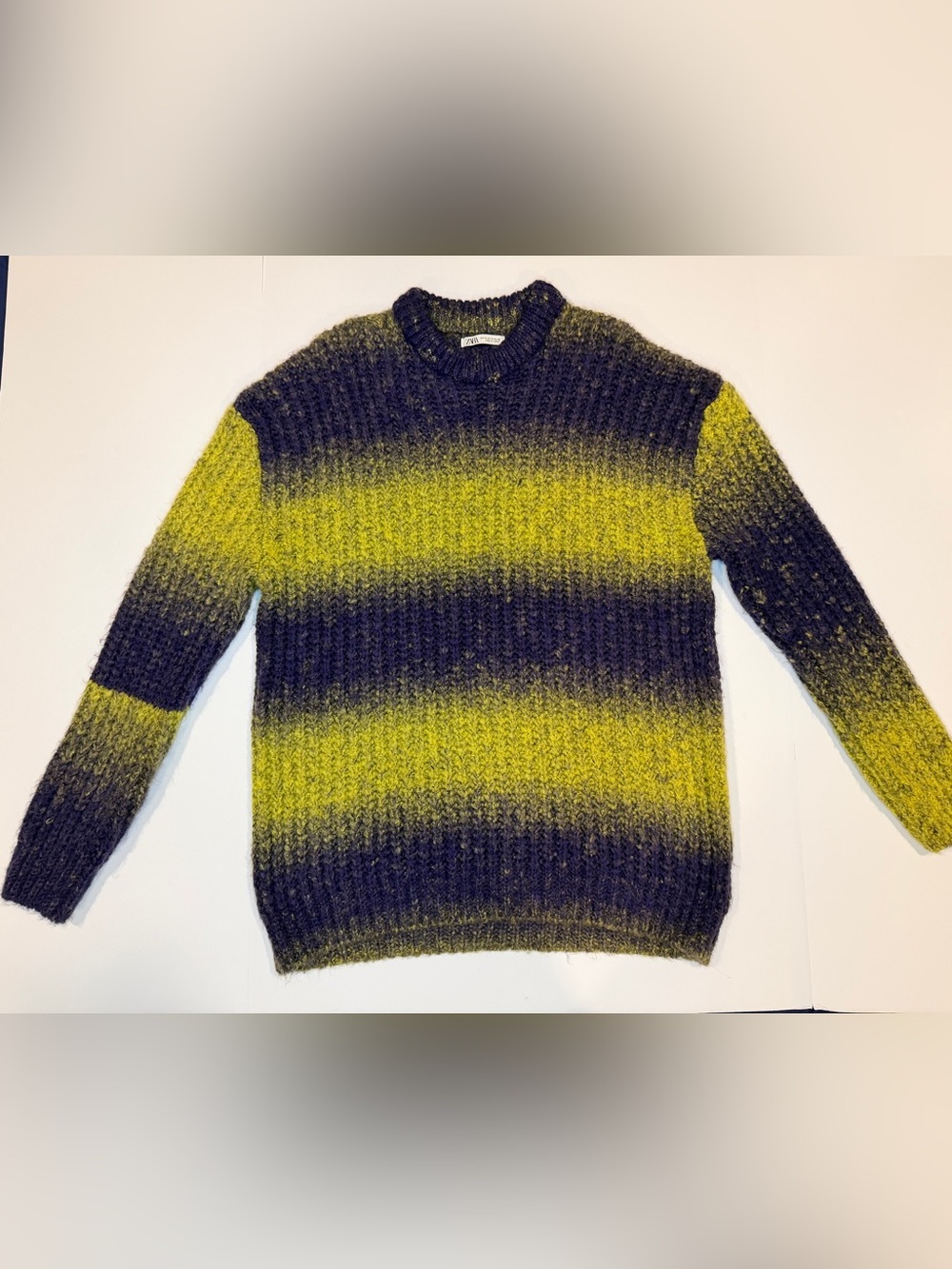 Zara Men's Yellow and Navy Ombre Ribbed Crewneck Sweater (0004)